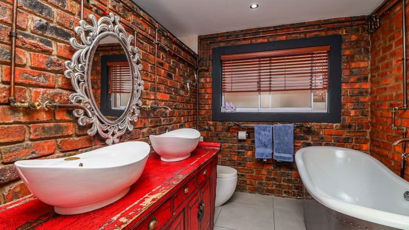 3 Bedroom Property for Sale in Reebok Western Cape